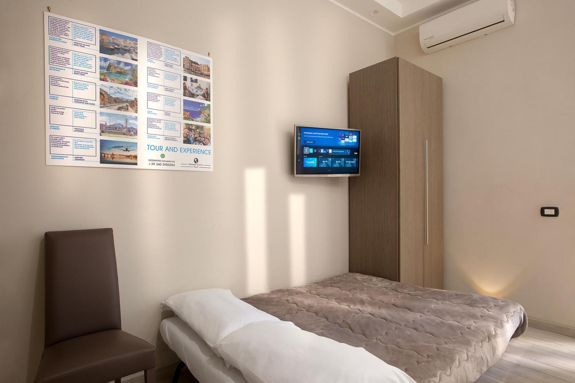 Residenza Suarez Bed & Breakfast เนเปิลส์ ภายนอก รูปภาพ