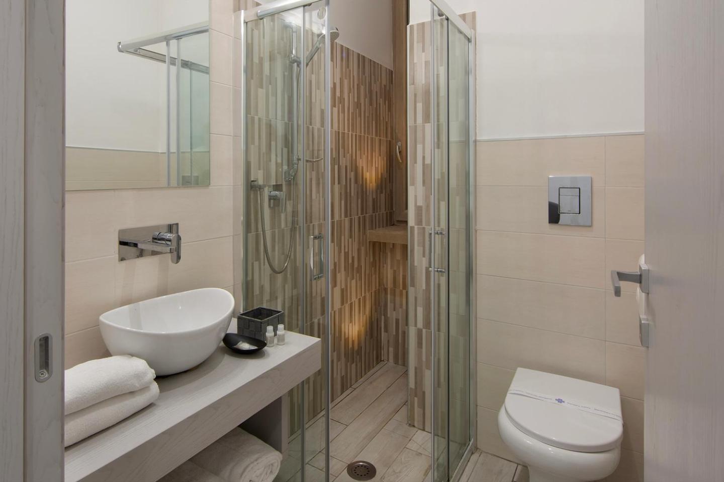 Residenza Suarez Bed & Breakfast เนเปิลส์ ภายนอก รูปภาพ