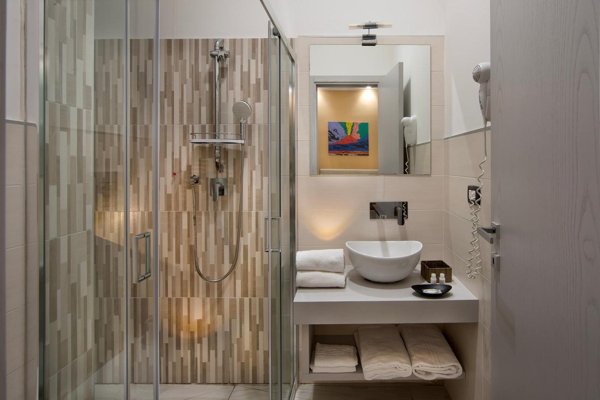 Residenza Suarez Bed & Breakfast เนเปิลส์ ภายนอก รูปภาพ