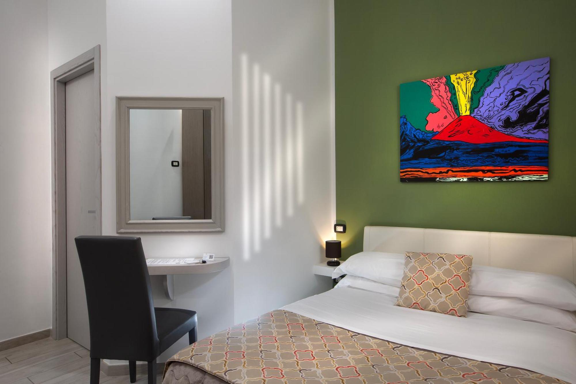 Residenza Suarez Bed & Breakfast เนเปิลส์ ภายนอก รูปภาพ